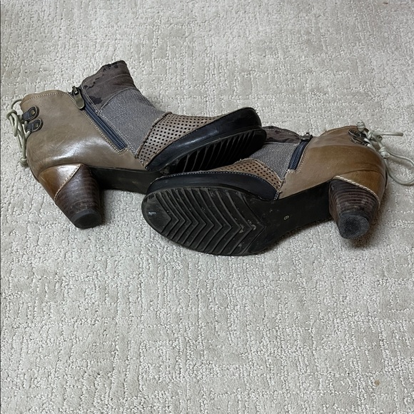 Elite by Conkys Leather Boots women’s size 9 - Picture 5 of 6